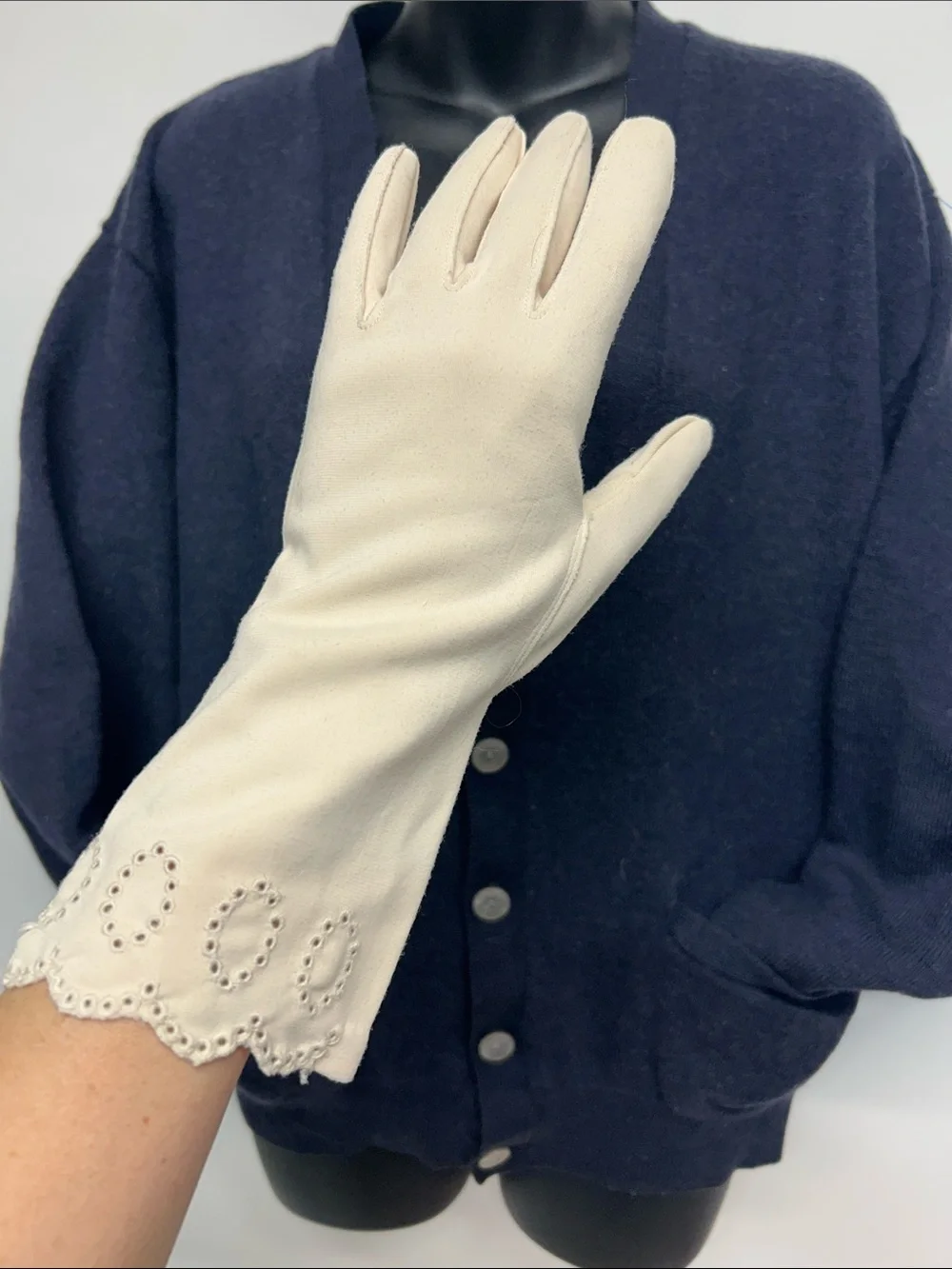 Classic Cream Women's Dress Gloves